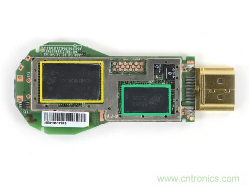 拆解新一代顛覆性產品: 谷歌Chromecast電視棒內部探秘