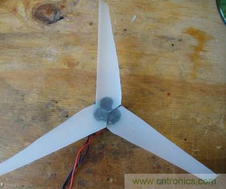想減少電費嗎？DIY一個迷你風力發(fā)電機吧
