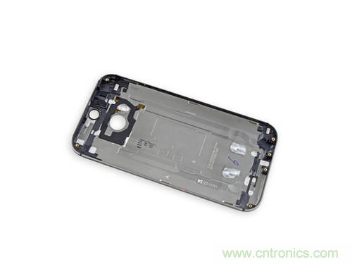 牛人強拆!新HTC One(M8)真機精密做工難修理