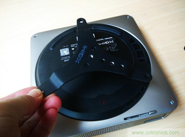 無屏電視時代已然來臨，客廳你做好準備了嗎？